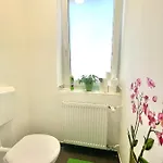 Flat Near The Center With Free Parking * Liubliana